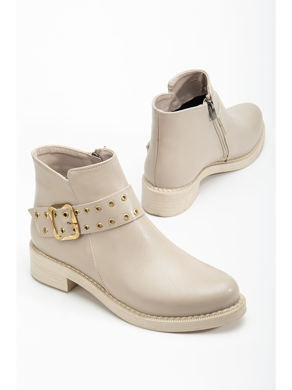 Kadın Bej Cilt Kalın Termo Taban Kemer Toka Detaylı Fermuarlı Bot-1