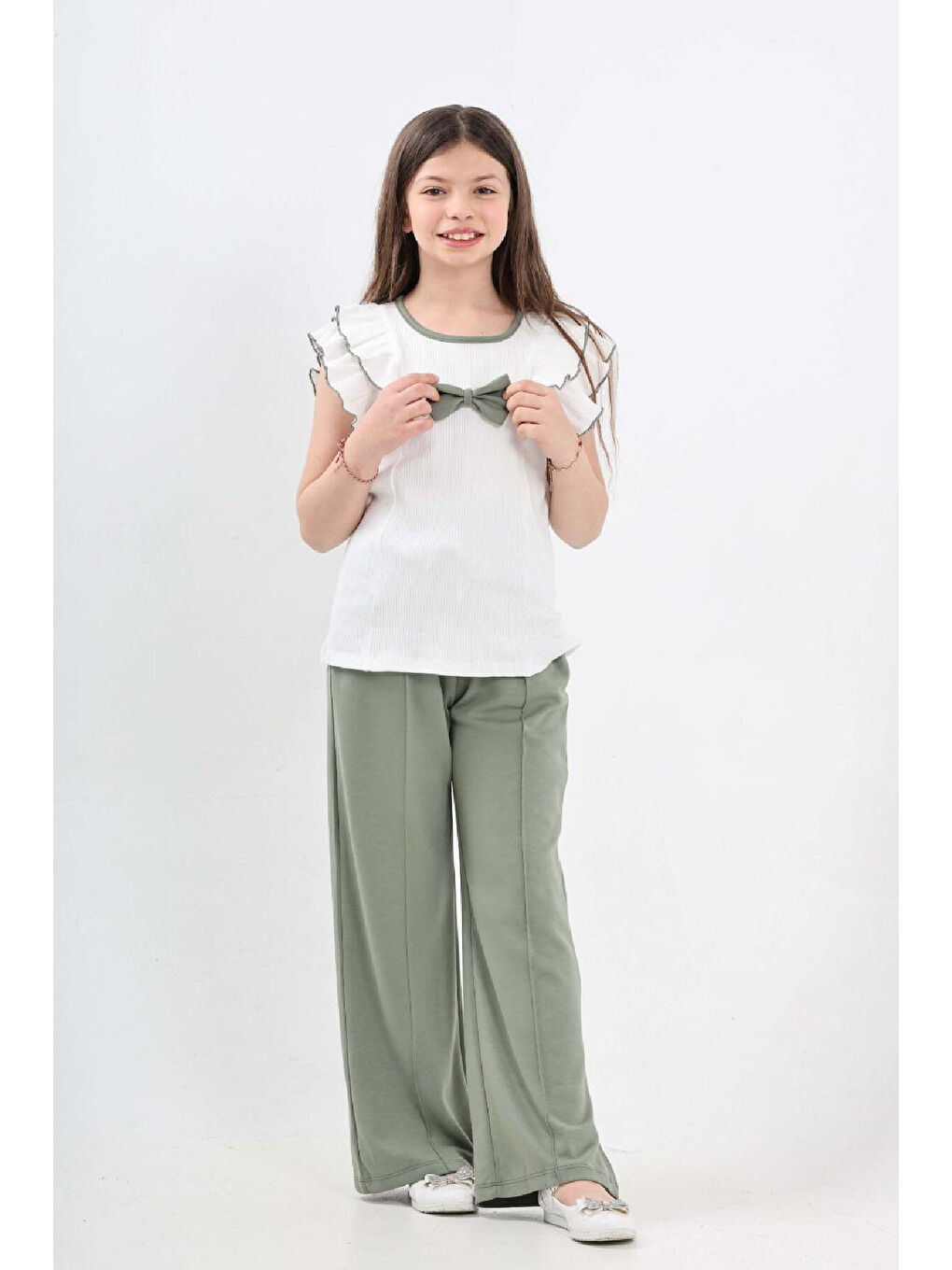 Yeşil Kız Çocuk Çift Omuz Fırfırlı ve Fiyonklu Alt -Üst Takım 7-12 Yaş 12571