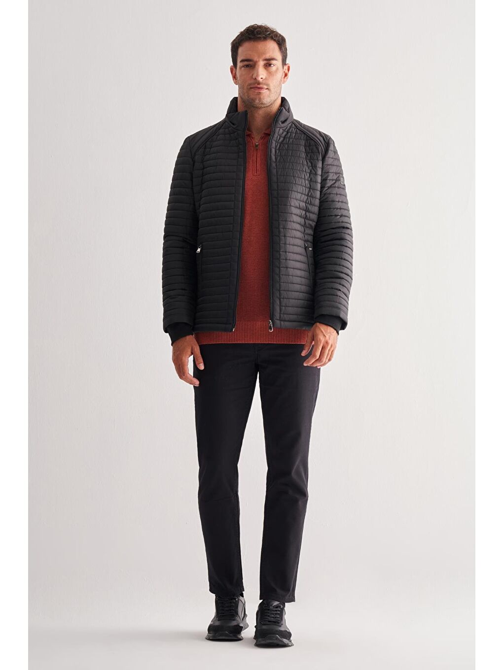 Siyah Dik Yaka Tam Astar Casual Slim Fit Kapitone Dolumlu Mont 1007255264-1