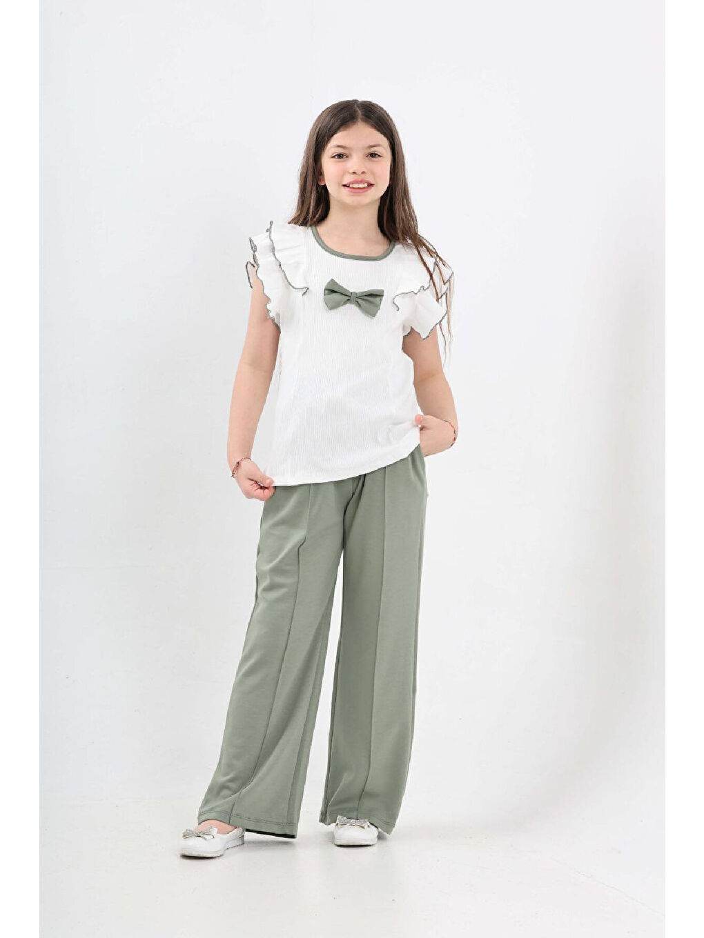Yeşil Kız Çocuk Çift Omuz Fırfırlı ve Fiyonklu Alt -Üst Takım 7-12 Yaş 12571-1
