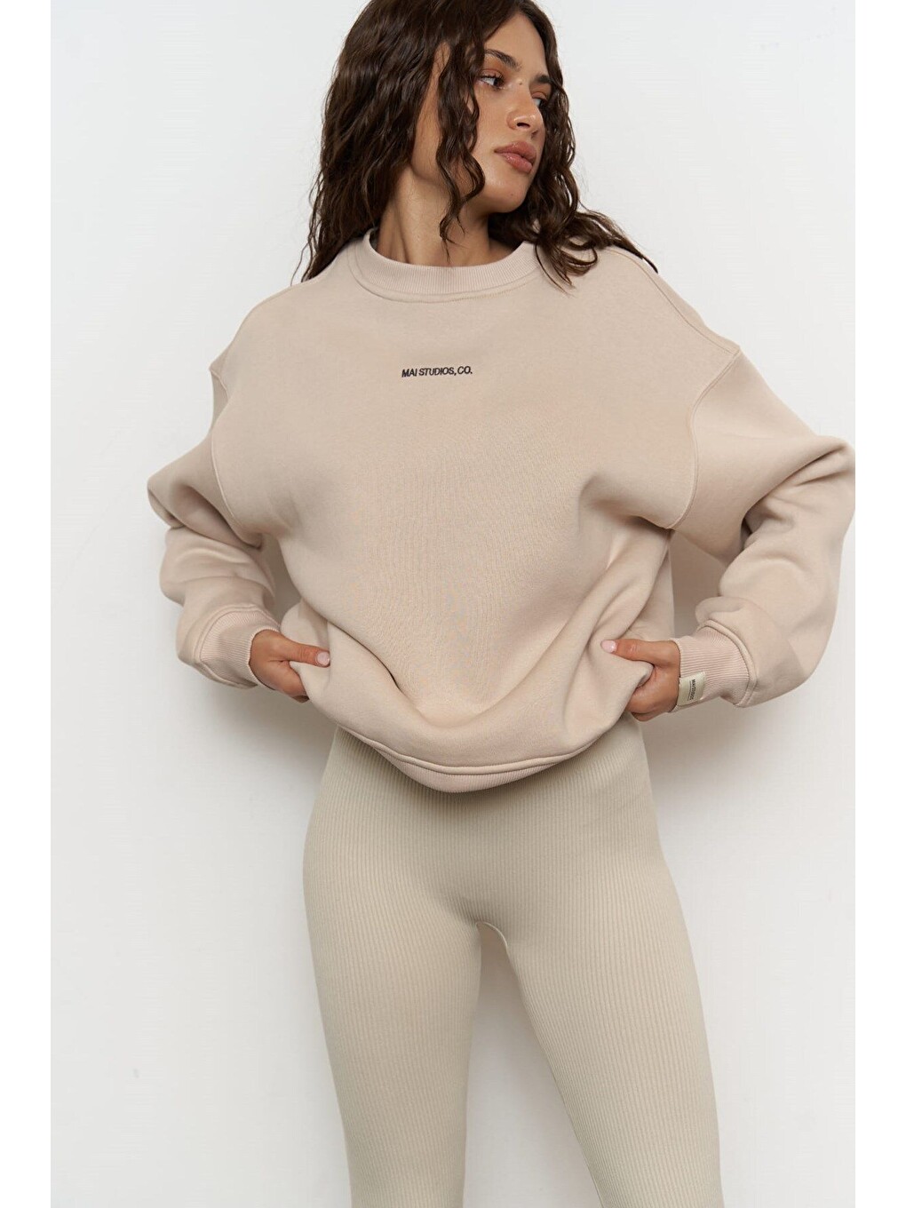 Beyaz Street Studios Kemik Oversize Sweatshirt-2