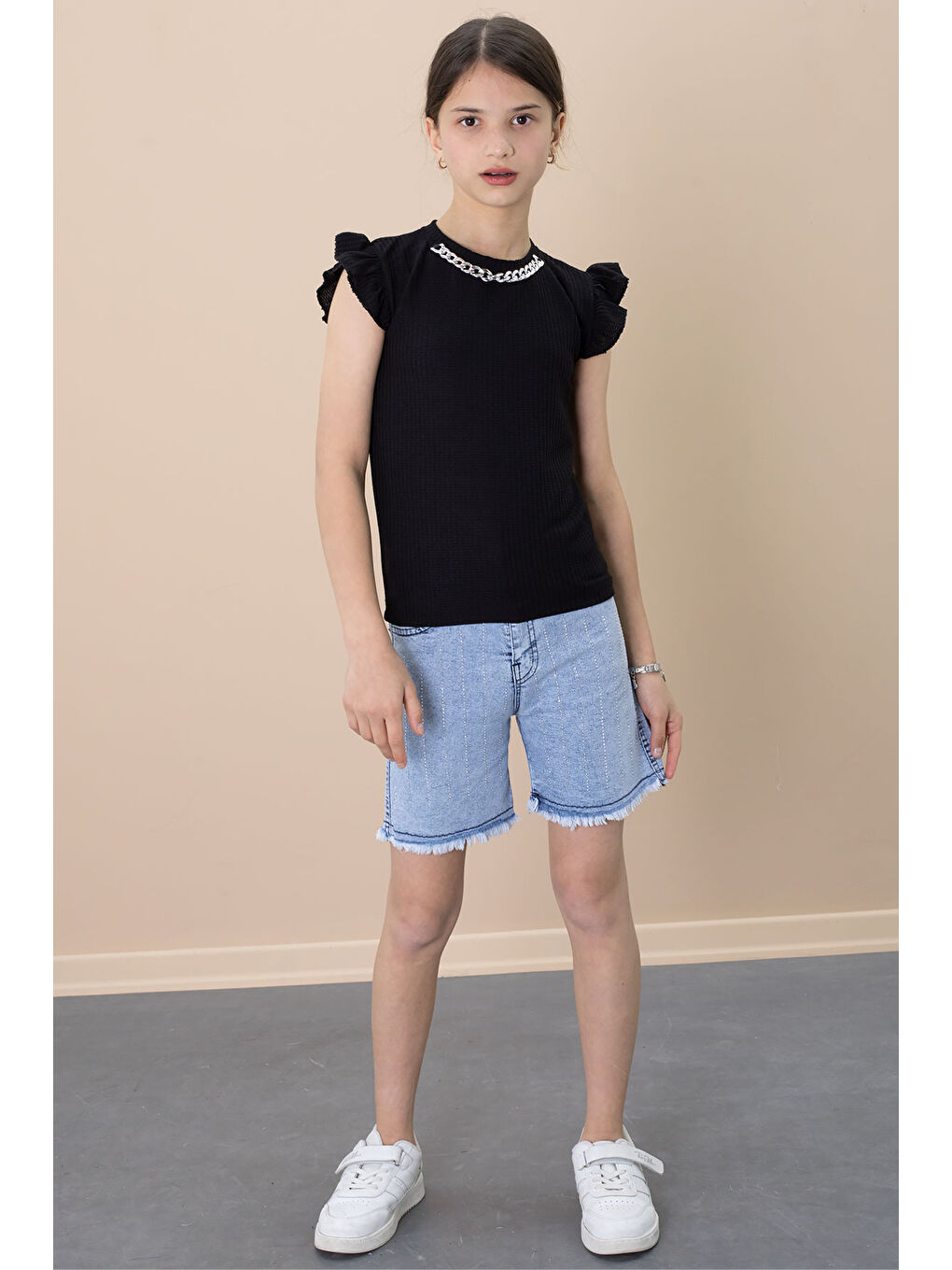 Payetli Jean Şortlu Siyah Kolye Detaylı Badili Kız Çocuk 2li Takım 21110