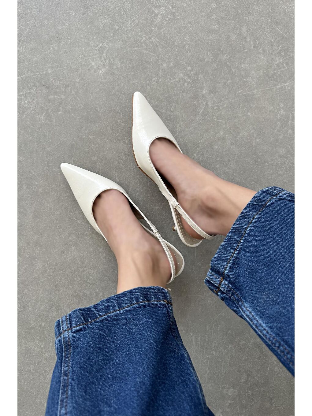 Ekru Cuesta  Kadın Topuklu Kırışık Deri Ayakkabı Krem-1