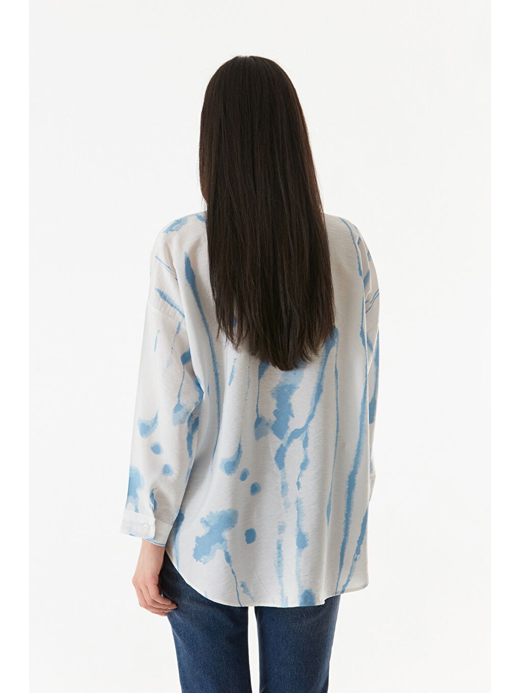 Mavi Batik Desenli Tek Cepli Oversize Gömlek-4