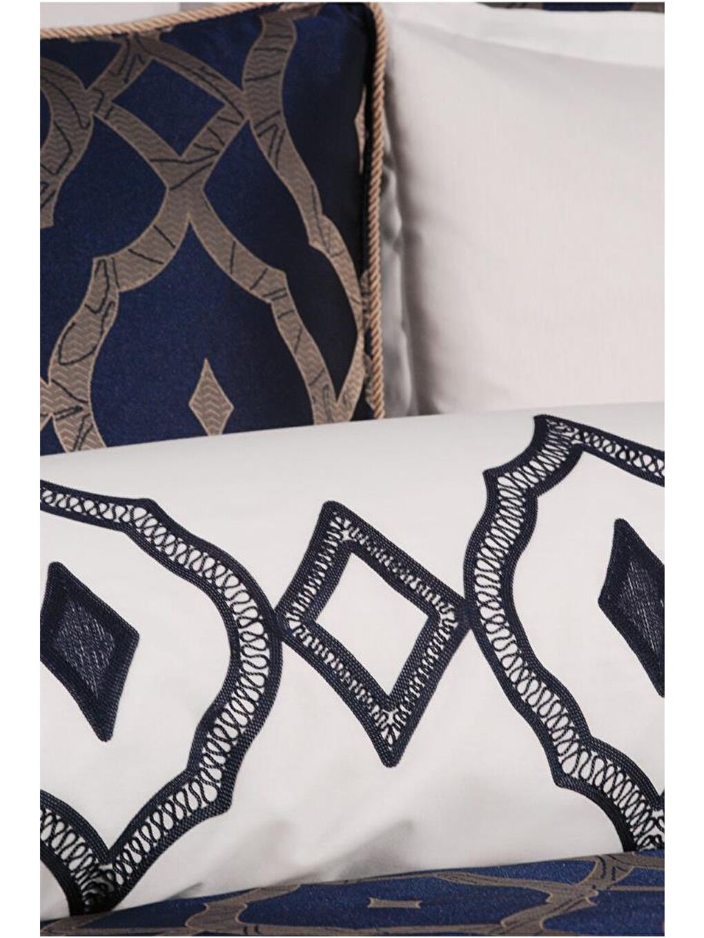 İlayda 10 Parça Çeyiz Seti Lacivert