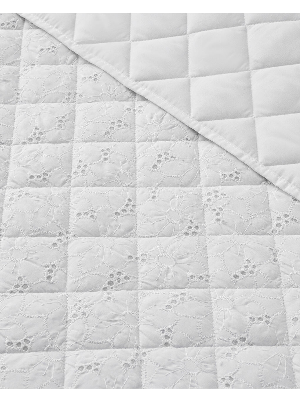 Victorian Whisper King Size Yatak Örtüsü Takımı 240x220 cm Beyaz-1