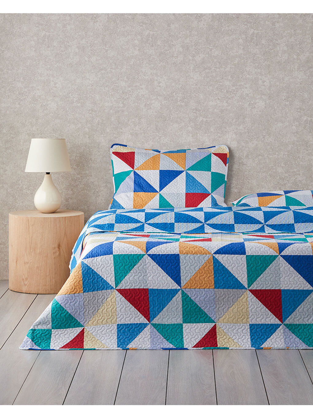 Playful Triangles Çok Amaçlı Tek Kişilik Yatak Örtüsü Takımı 160x220 cm Yeşil