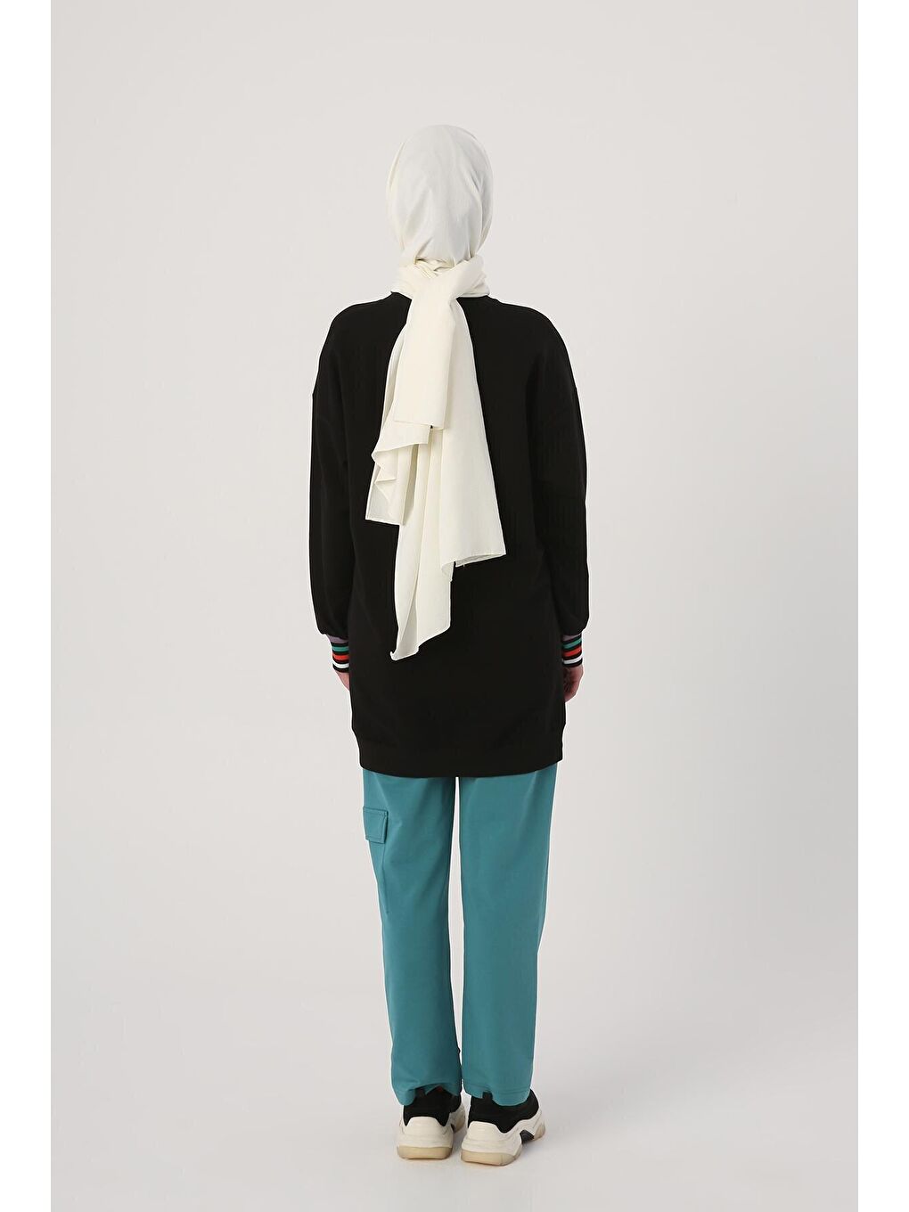 Siyah Çizgili Kol Bantlı Renkli Fermuarlı Sweat Tunik-3