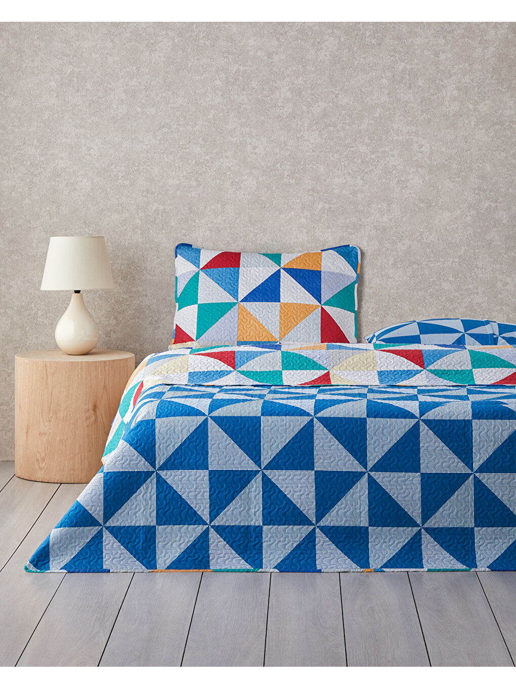 Playful Triangles Çok Amaçlı Tek Kişilik Yatak Örtüsü Takımı 160x220 cm Yeşil-1