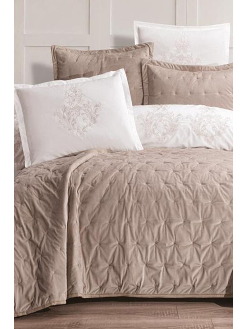 La Donna 10 Parça Çeyiz Seti Bej