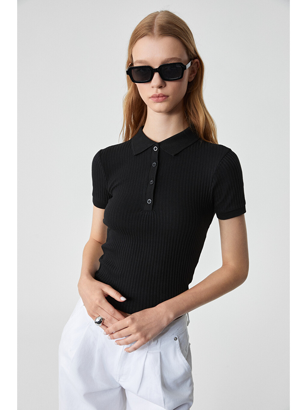 Oberwart Kadın Slim Gömlek Yaka Kısa Kol Siyah T-shirt-2
