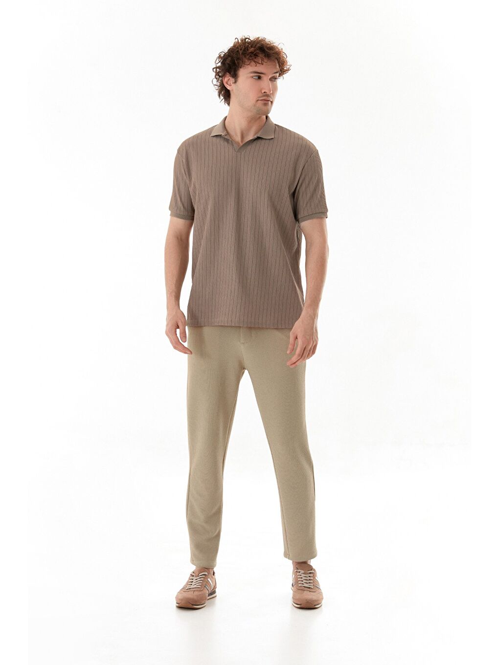 Kahverengi Jakarlı Polo Yaka Tişört-1