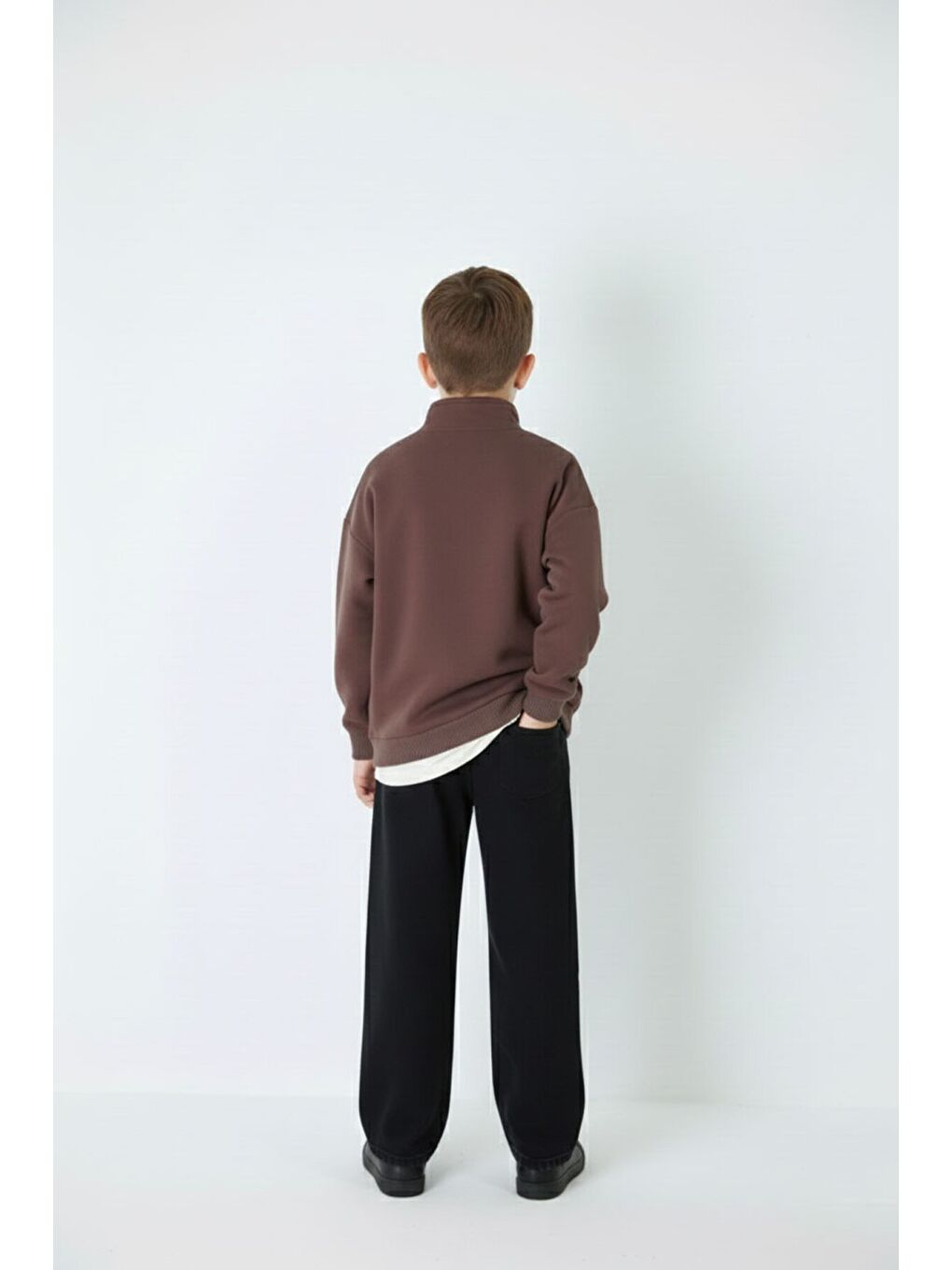 Kahverengi Yazı Baskılı Yarım Fermuar Sweatshirt ve Pantolonlu Erkek Takım 23510-4