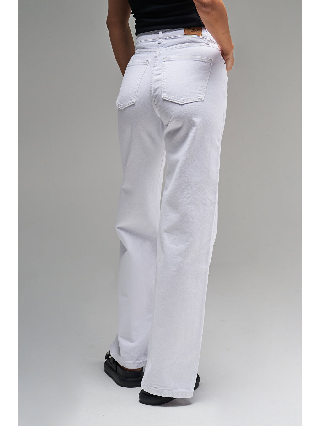 Kadın Beyaz Renk 13s5 2 Straight Fit Yüksek Bel  100 Pamuk Yırtık Detaylı Denim Jean-2