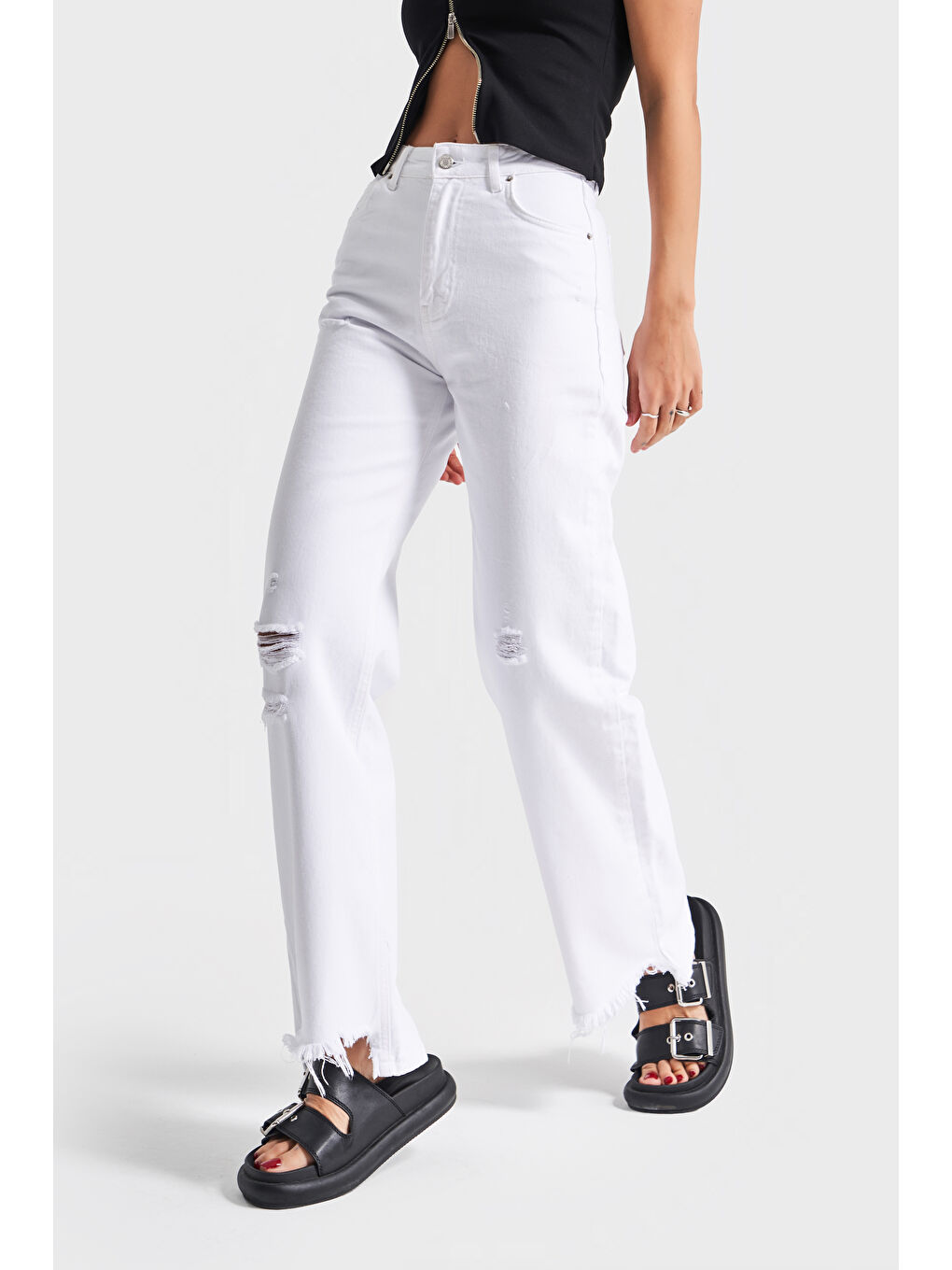 Kadın Beyaz Renk 13s5 2 Straight Fit Yüksek Bel  100 Pamuk Yırtık Detaylı Denim Jean-3