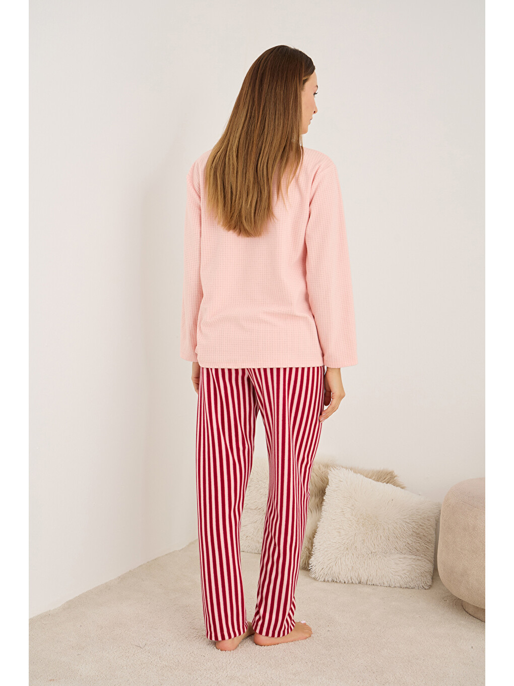 Pembe Somon Çizgili Fiyonk Nakışlı Polar Kışlık Waffle Örme Kumaşlı Pijama Takım-2