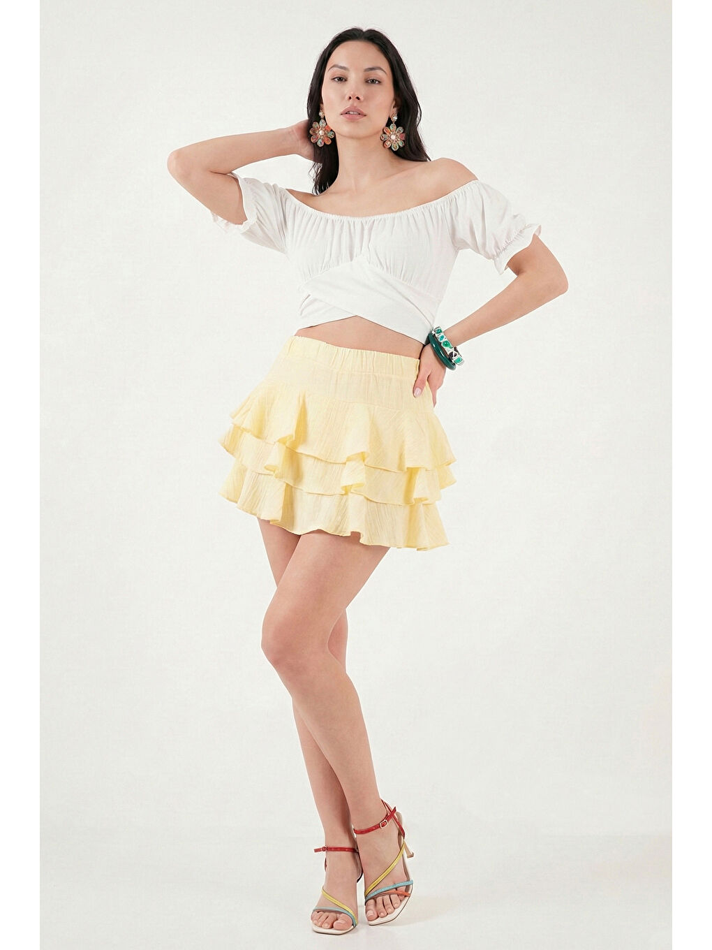 Sarı Pamuklu Regular Fit Fırfırlı Mini Müslin Şort Etek 5866662-2