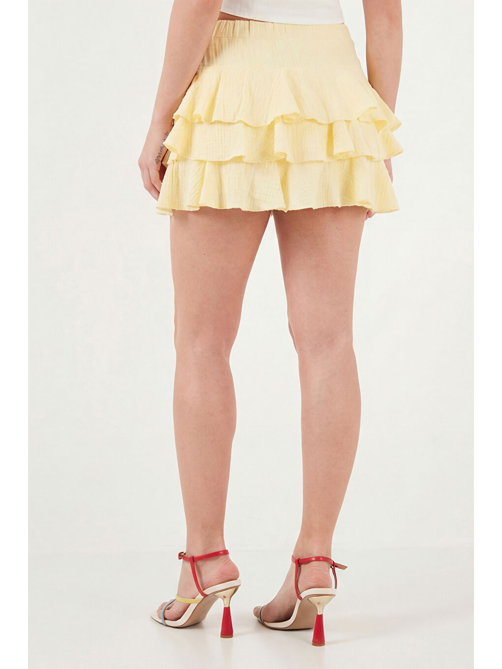 Sarı Pamuklu Regular Fit Fırfırlı Mini Müslin Şort Etek 5866662-6