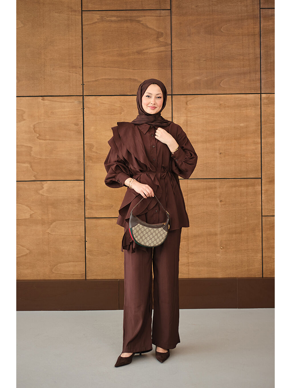 Kadın Dikiş Detay Volanlı Bel Bağlamalı Takım Kahverengi-2