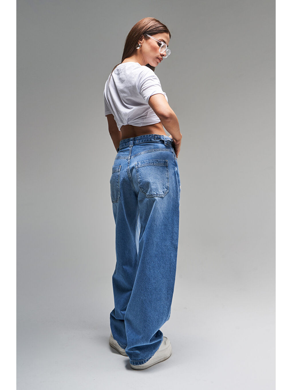 Kadın Mavi Jean Rengi Lotus 10s5-4 Süper Baggy Fit %100 Pamuk Kemer Detaylı Denim Jean-4