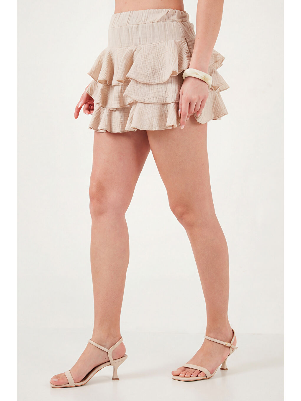 Bej Pamuklu Regular Fit Fırfırlı Mini Müslin Şort Etek 5866662-4