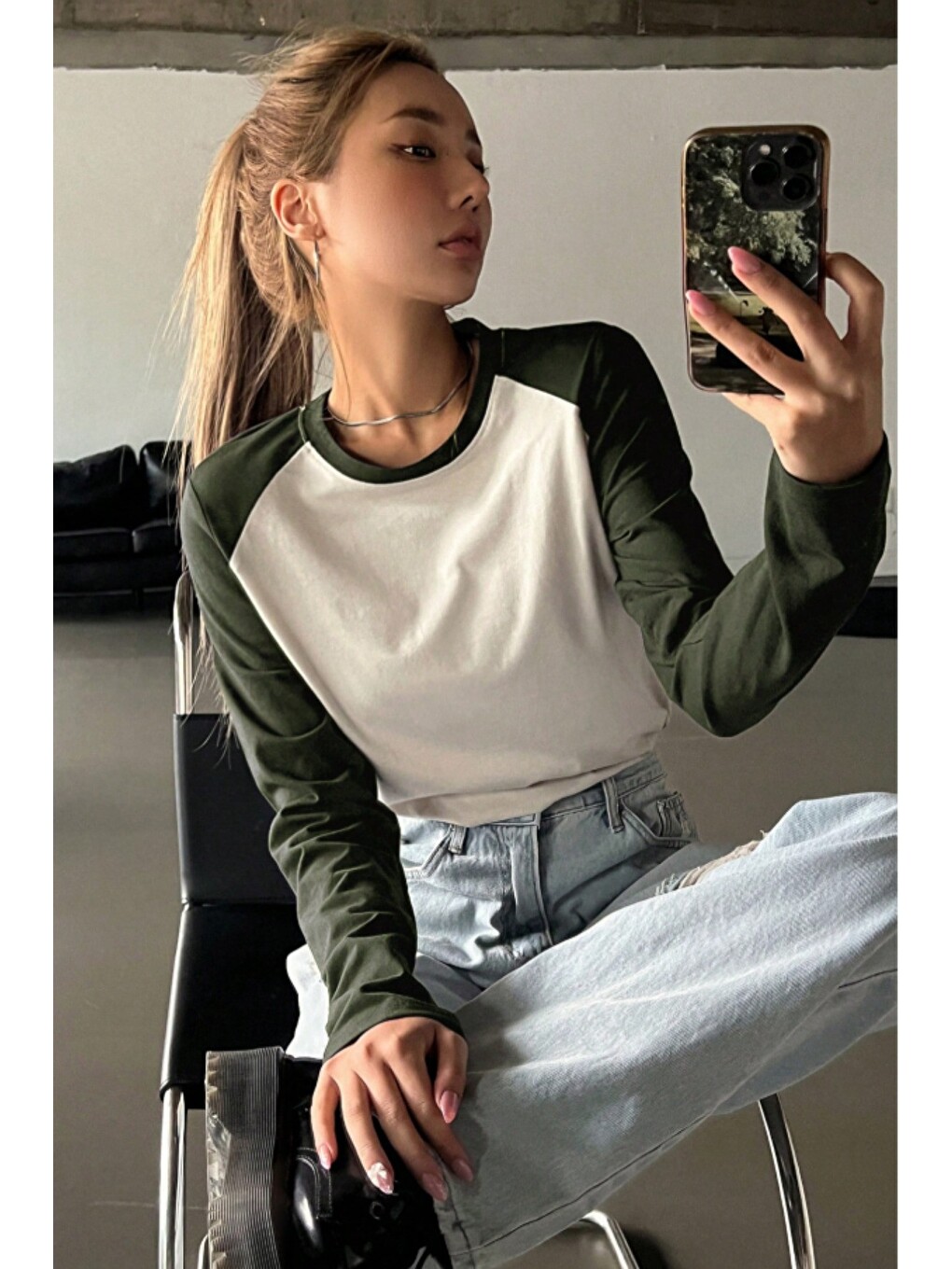 Haki Kadın Bisiklet Yaka Renk Bloklu Uzun Kollu Slim Fit Pamuklu Tişört