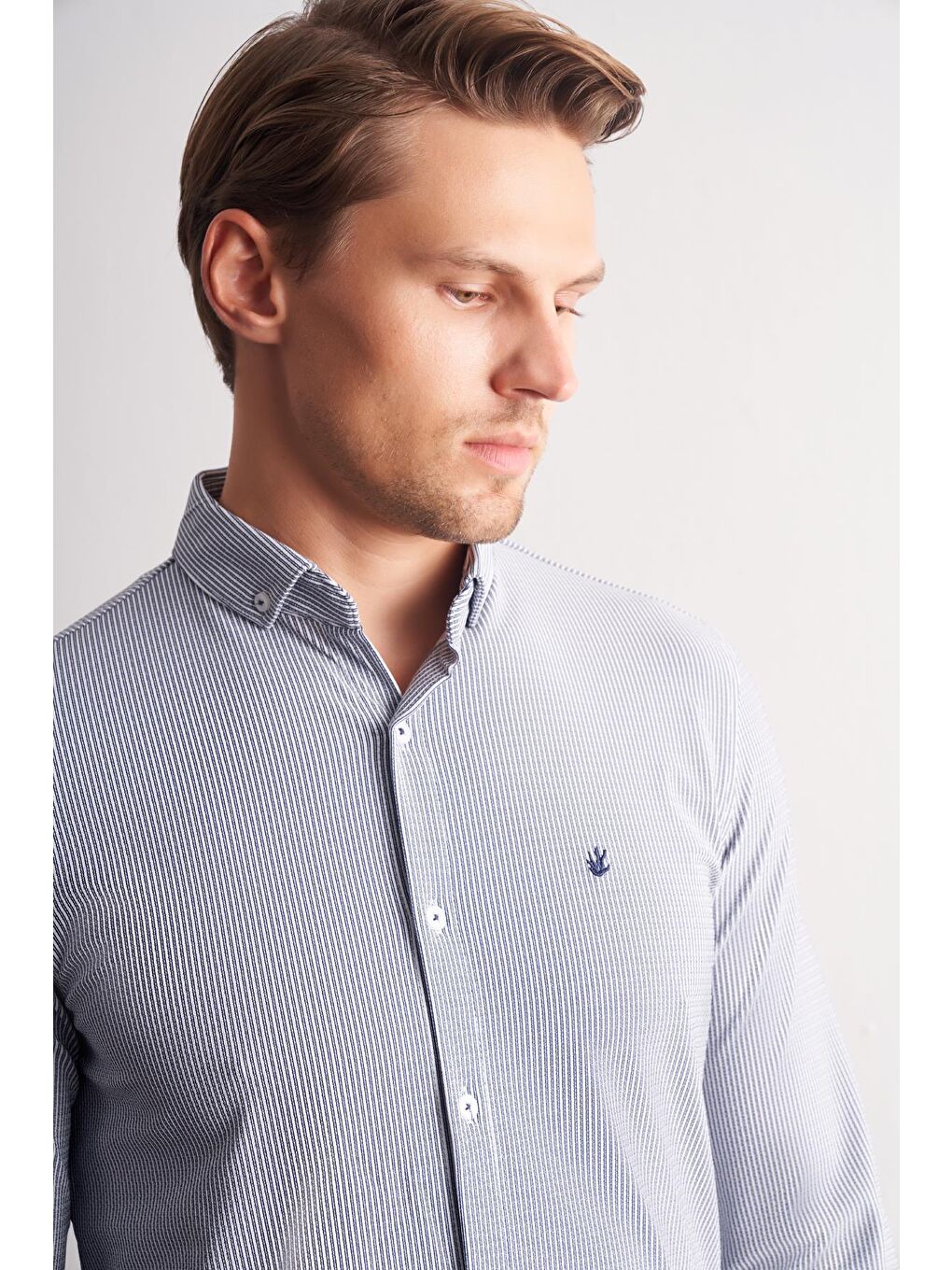 Koyu Lacivert Smart Düğmeli Yaka Uzun Kol Cepsiz Slim Fit Casual Gömlek 1004255166-3