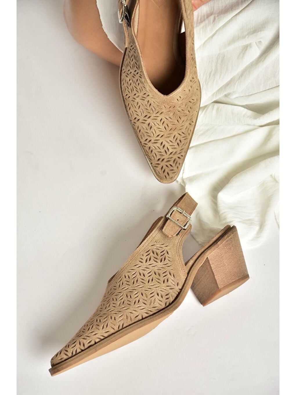 Bej Kadın Topuklu Ayakkabı Y654300402-2