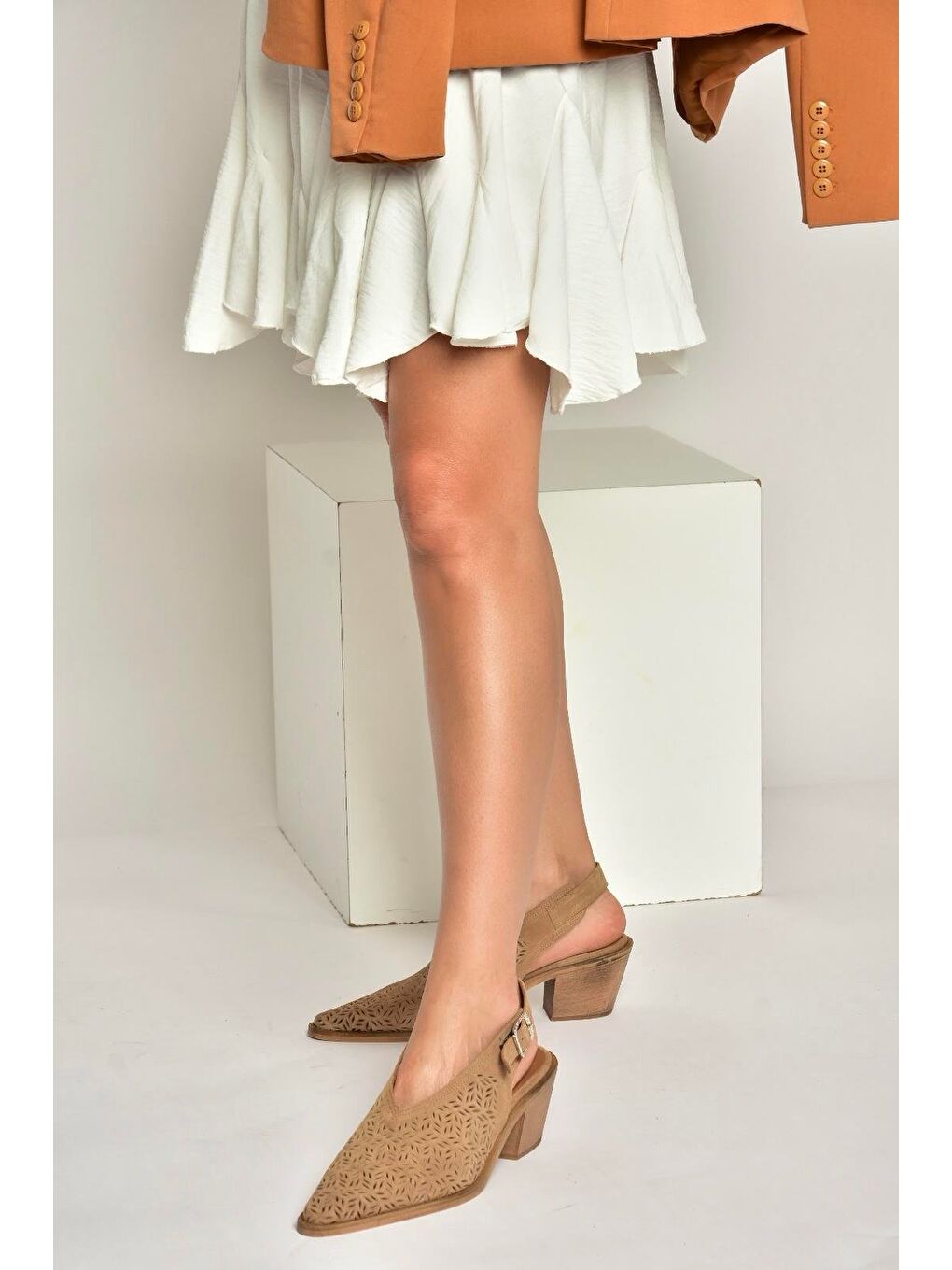Bej Kadın Topuklu Ayakkabı Y654300402-3