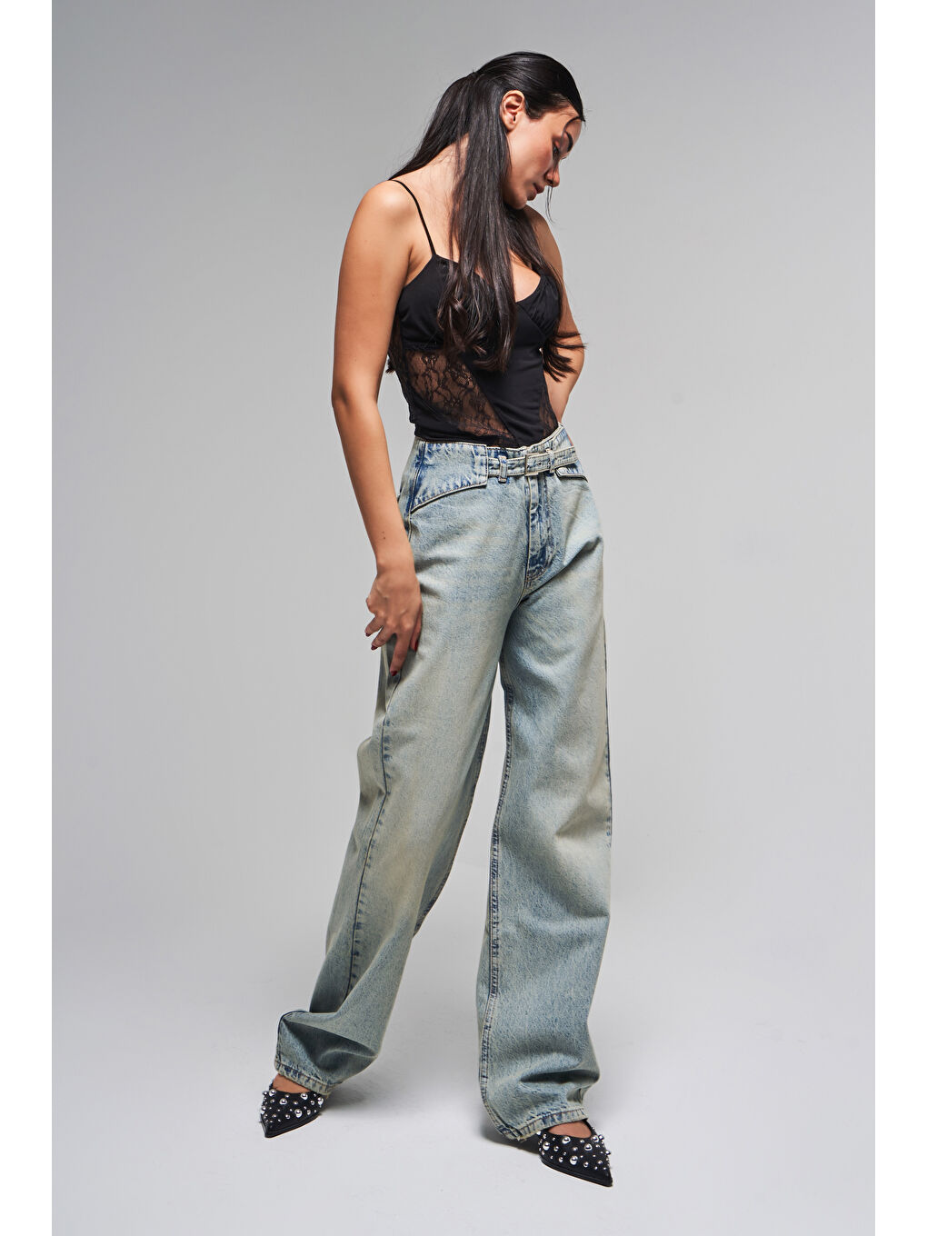 Mavi Kadın T. Jean Rengi 17s5-32 Loose Fit Kemer Detaylı İç Boy 80 cm %100 Pamuk Denim Jean