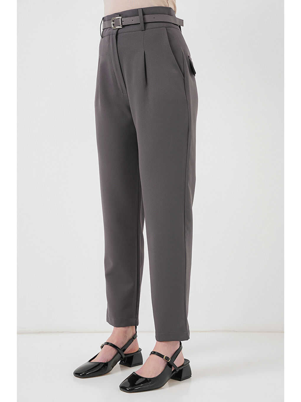 Kadın Pileli Kemerli Kumaş Pantolon 6725 - Antrasit-1