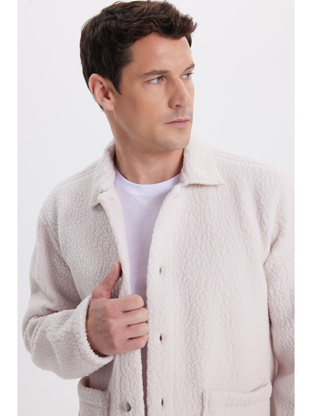 Erkek Regular Fit Rahat Kesim Pelüş Çıtçıtlı Torbalı Çift Cepli Ekru Ceket Gömlek-1