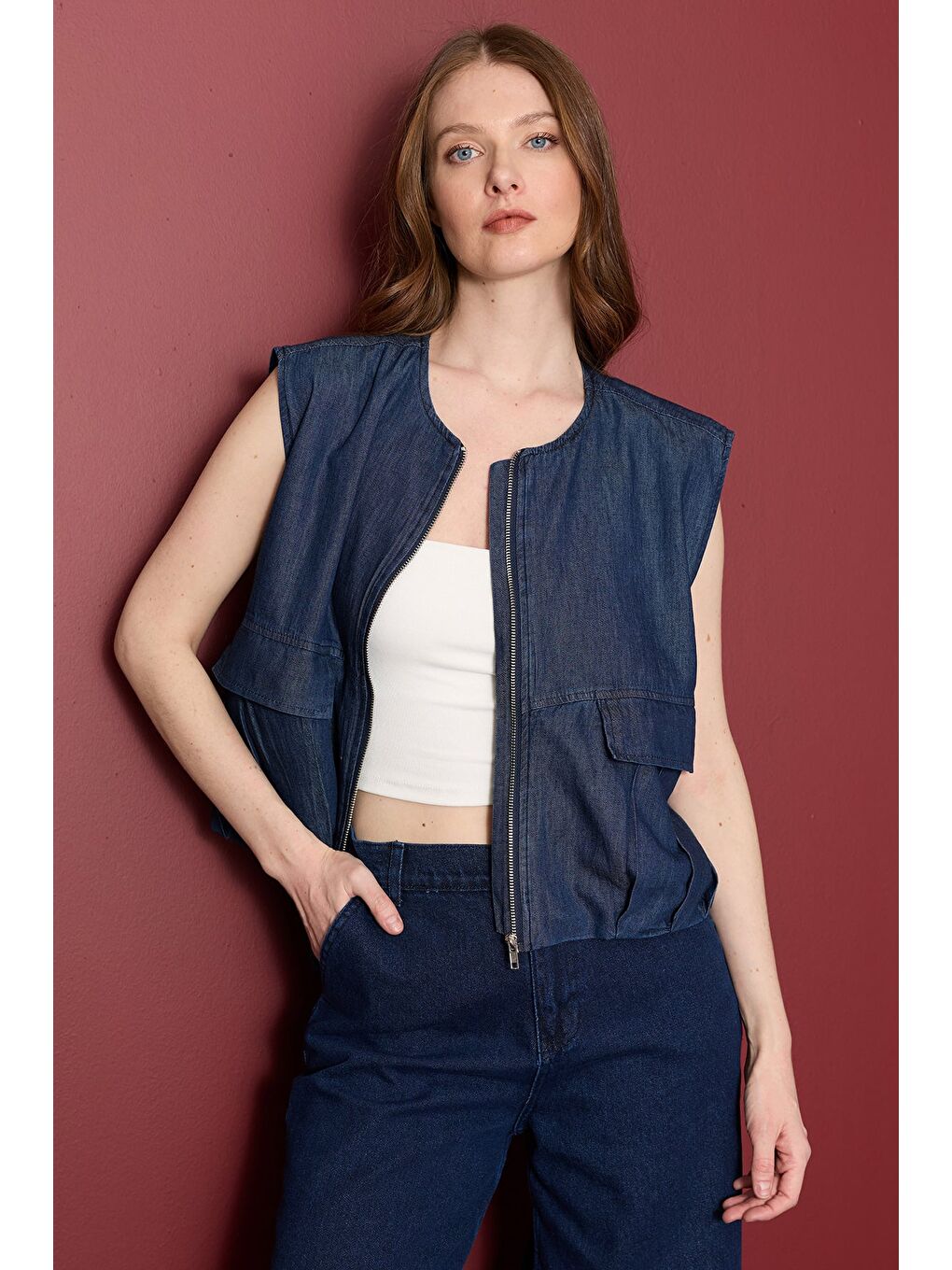 Lacivert Fermuarlı Pileli Cepli Jean Yelek