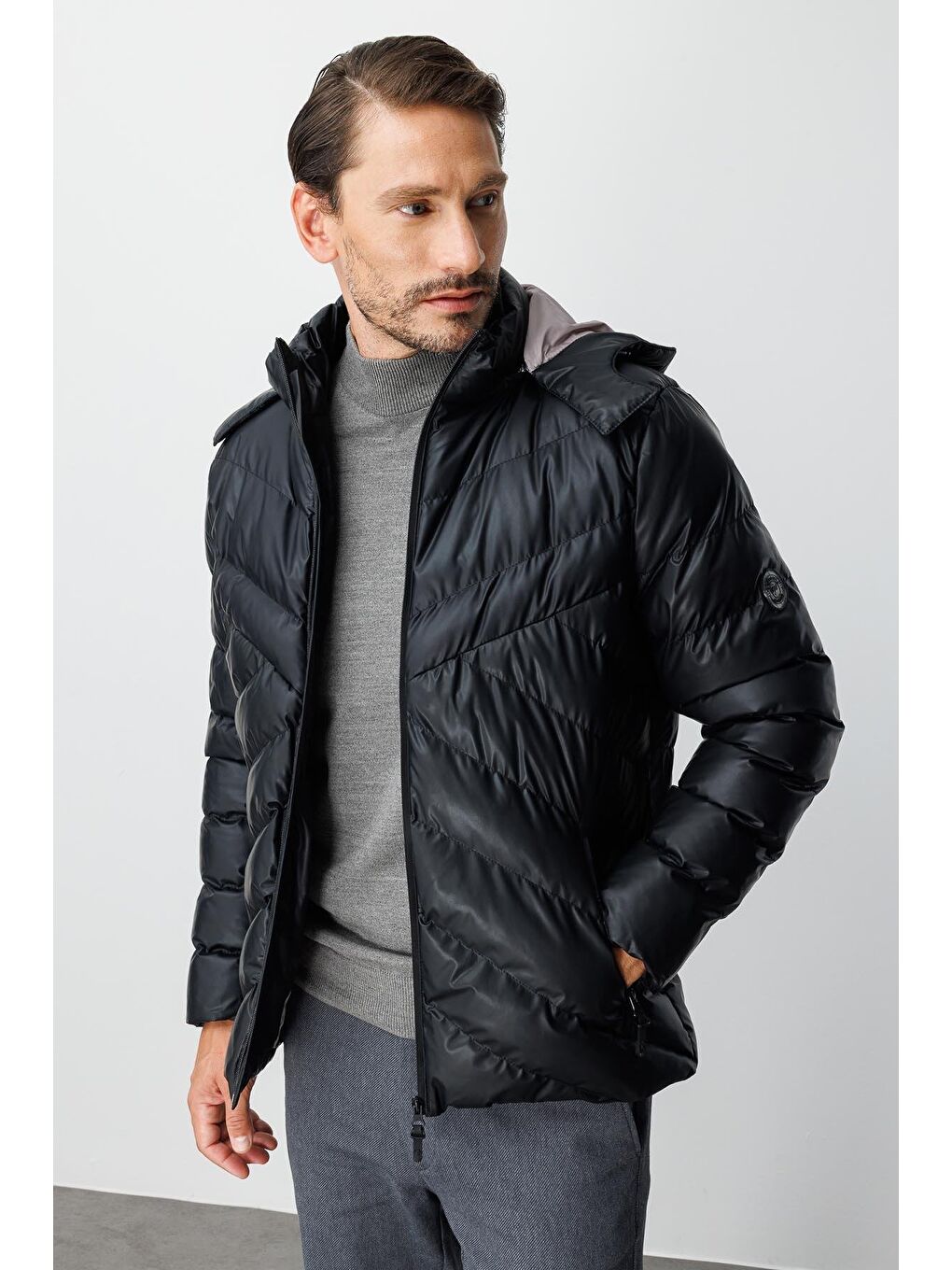 Erkek Siyah Şişme Mont