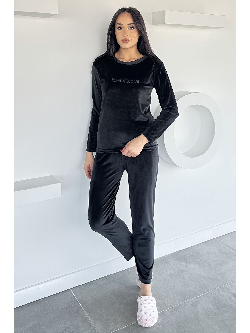 Siyah Kadın Baskılı Kadife Sweat Pantolon İkili Takım