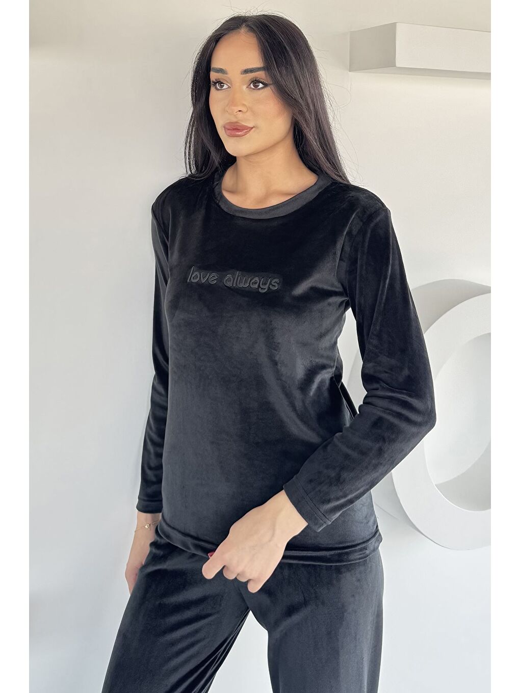 Siyah Kadın Baskılı Kadife Sweat Pantolon İkili Takım-1