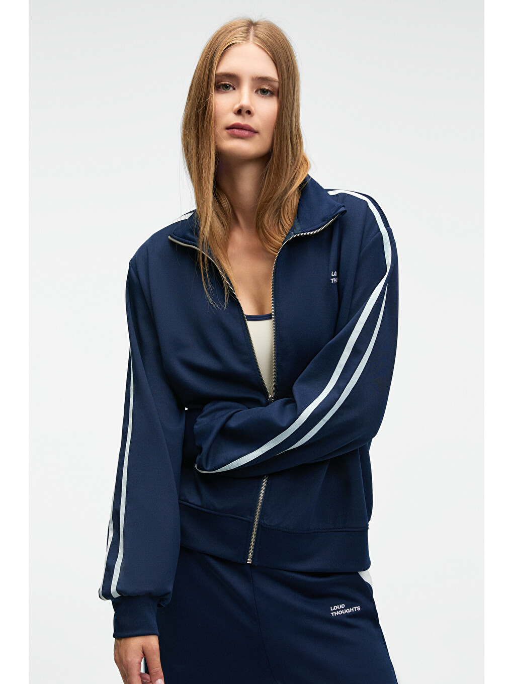 Zınnıe Kadın Regular Nakış Ve Yan Şerit Detaylı Metal Fermuarlı Dik Yaka Lacivert Sweatshirt-1