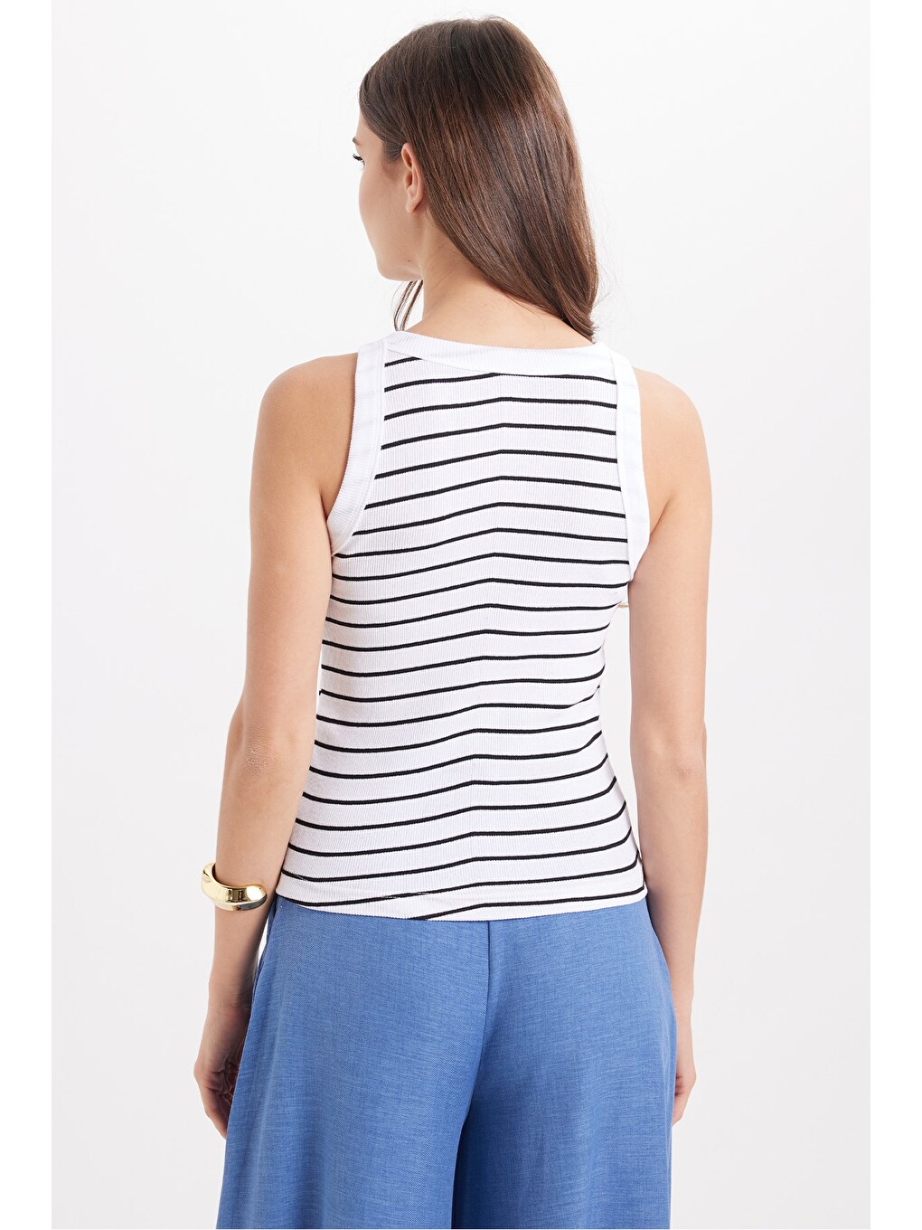 Kadın Slim Fit Dar Kesim Pamuklu Askılı Bisiklet Yaka Çizgili Beyaz Crop Atlet-7