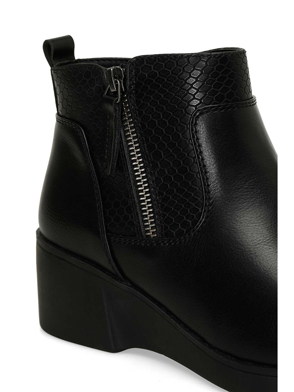 166609.Z4PR Siyah Kadın Dolgu Topuk Bot-6