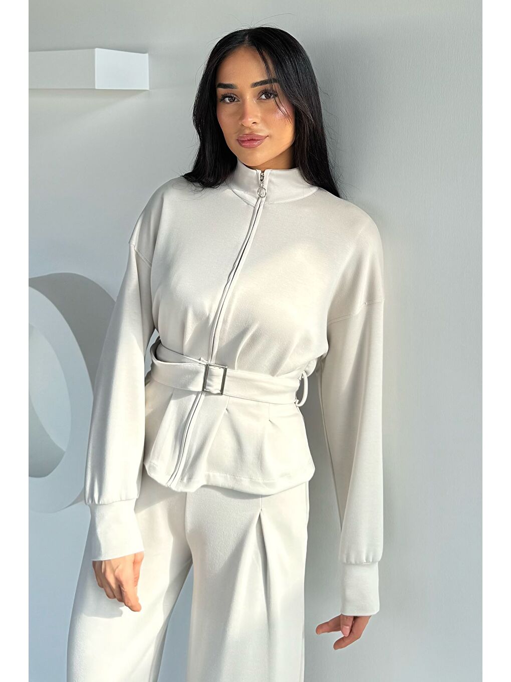 Bej Kadın Kemer Detaylı Ceket Bel Lastikli Pantolon İkili Takım-2