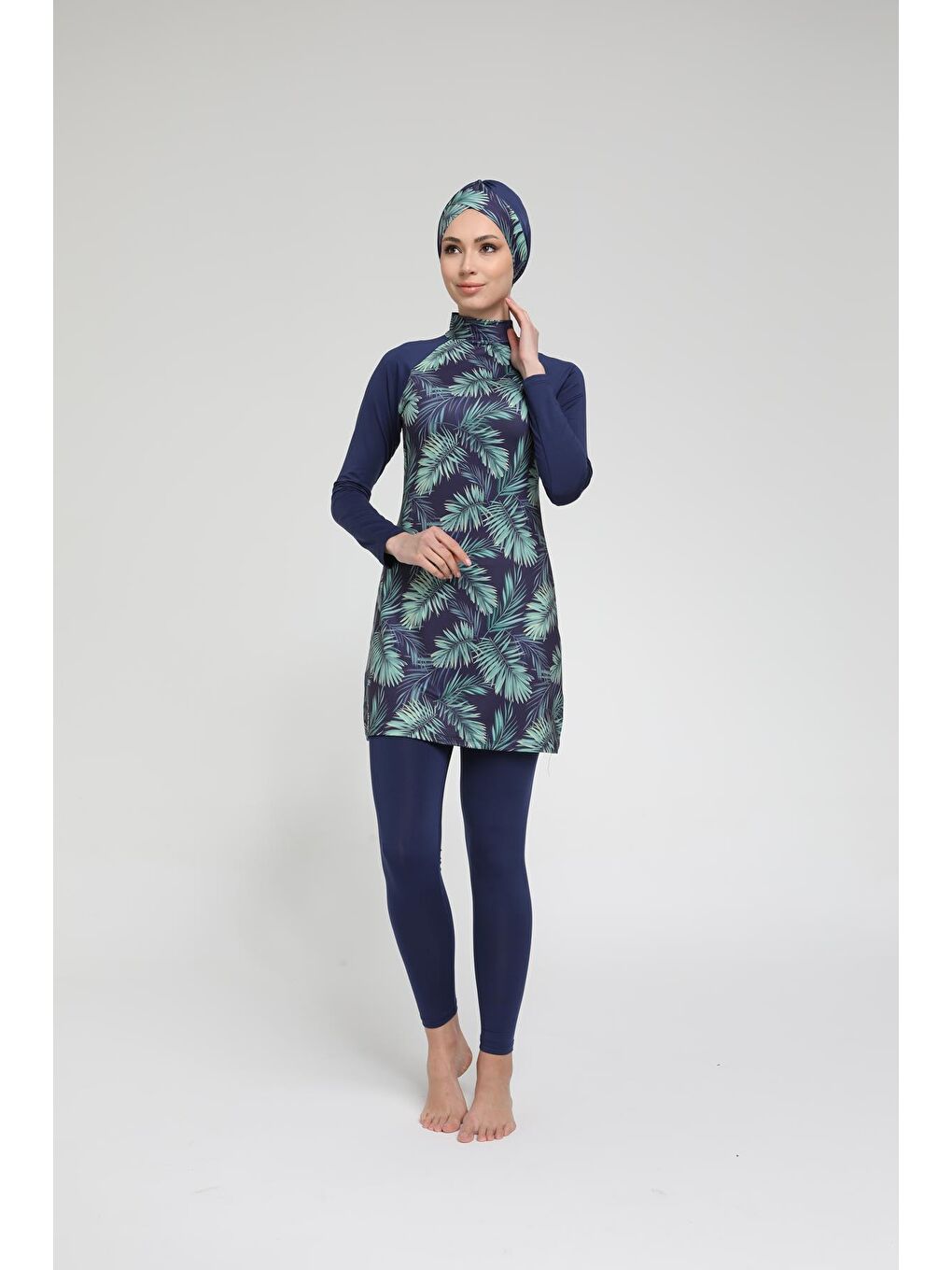 Lacivert Tropikal Desen Garnili Taytlı Kapalı Tesettür Mayo 22412242-4