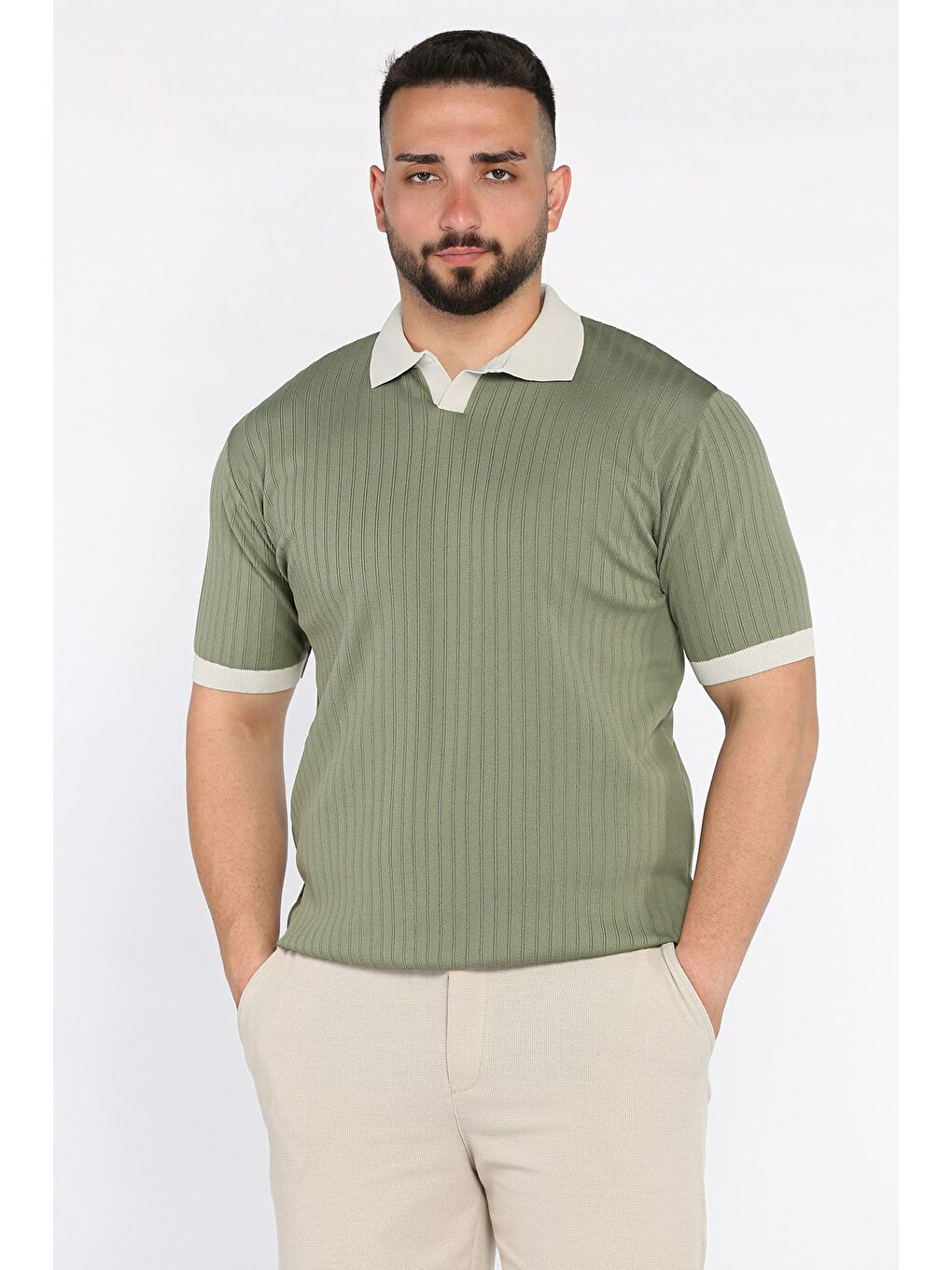 Haki Polo Yaka Çizgi Desenli Erkek Triko Tişört