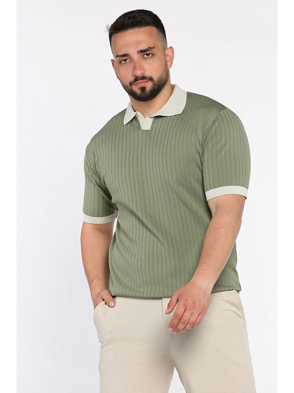 Haki Polo Yaka Çizgi Desenli Erkek Triko Tişört-1