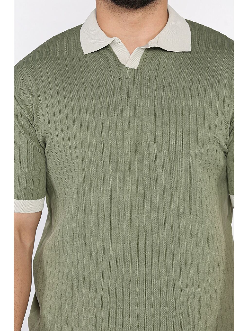 Haki Polo Yaka Çizgi Desenli Erkek Triko Tişört-3