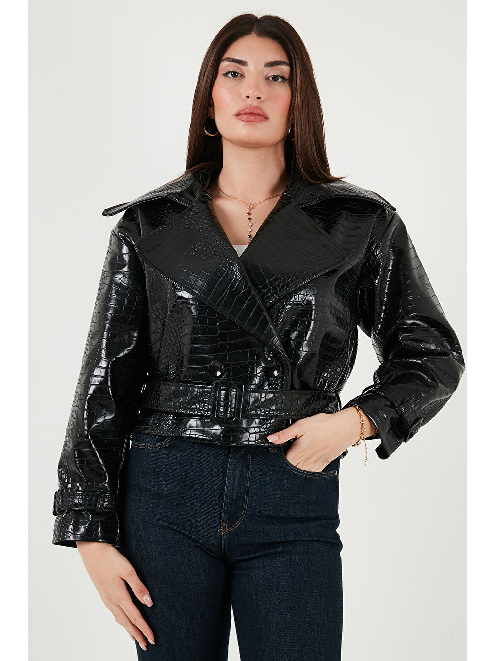 Siyah Krokodil Oversize Fit Kruvaze Yaka Kemer Detaylı Deri Ceket 6839632-3