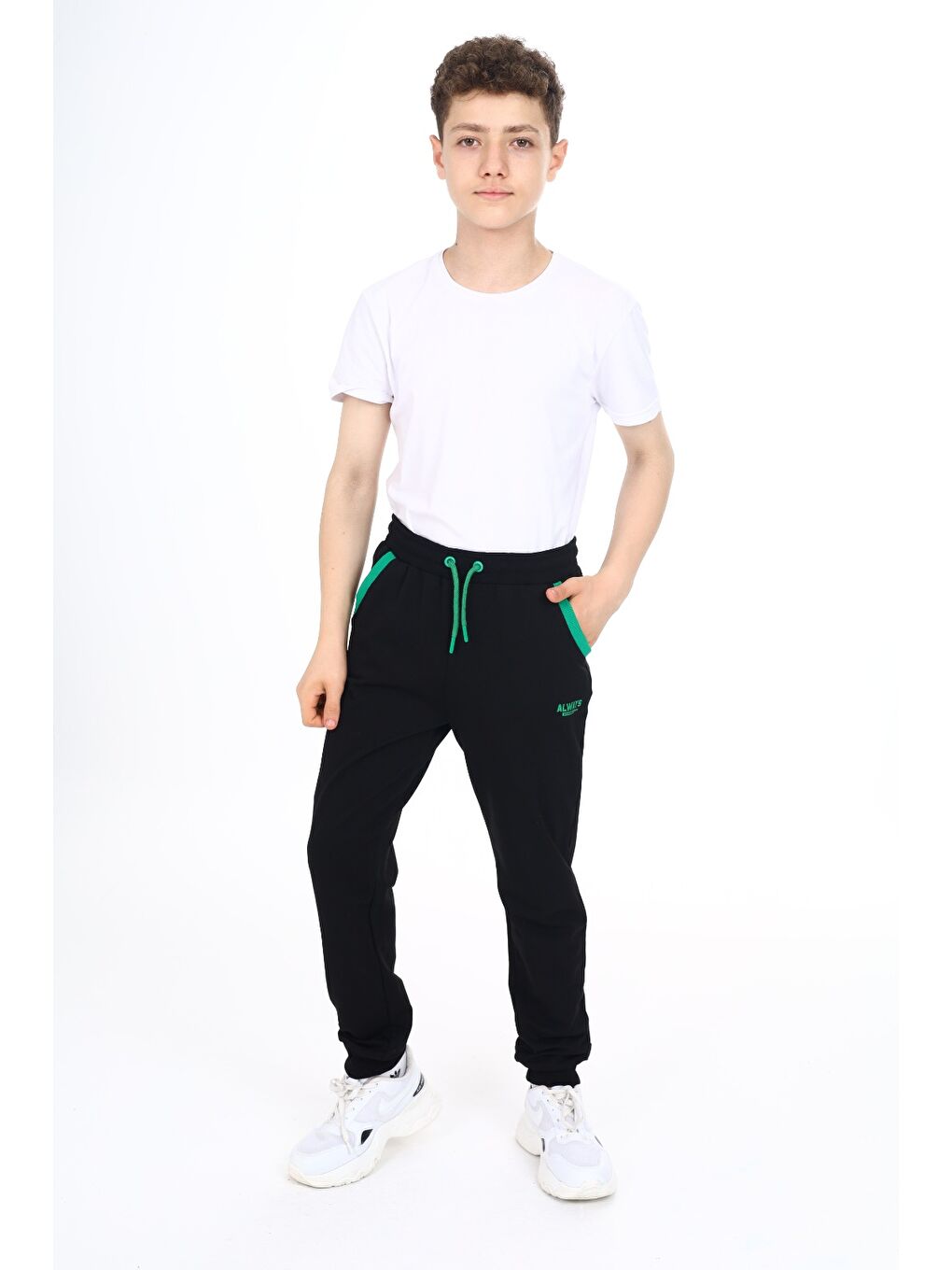 Siyah Erkek Çocuk Baskılı Eşofman Alt