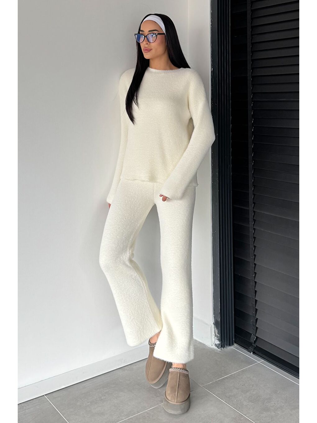 Ekru Kadın Sakallı Yumoş İplik Kazak Pantolon Triko İkili Takım