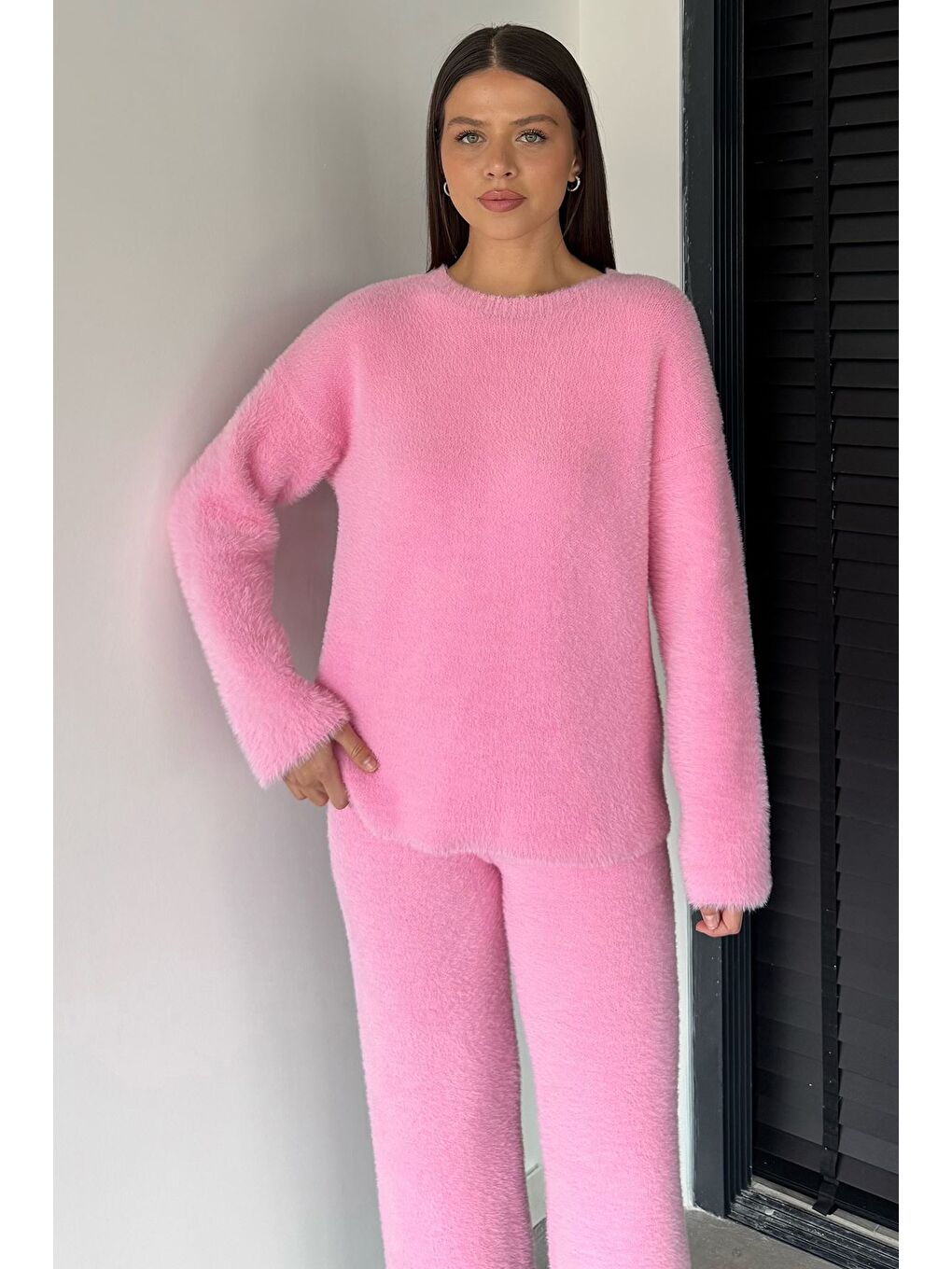 Pembe Kadın Sakallı Yumoş İplik Kazak Pantolon Triko İkili Takım-2