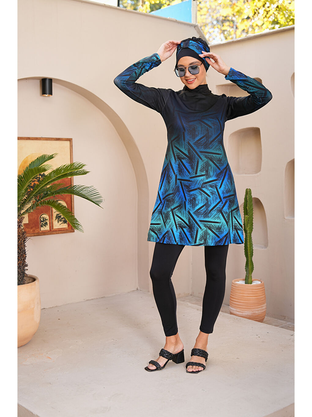 Siyah Dijital Baskılı Taytlı Kapalı Tesettür Mayo 3765-2