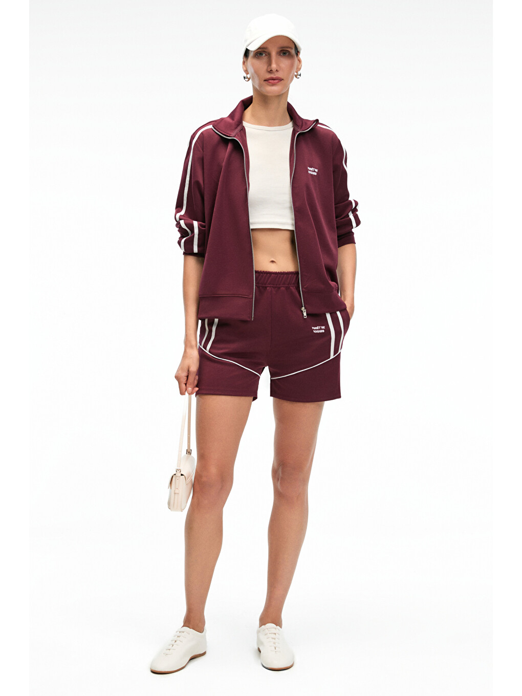 Zınnıe Kadın Regular Nakış Ve Yan Şerit Detaylı Metal Fermuarlı Dik Yaka Bordo Sweatshirt